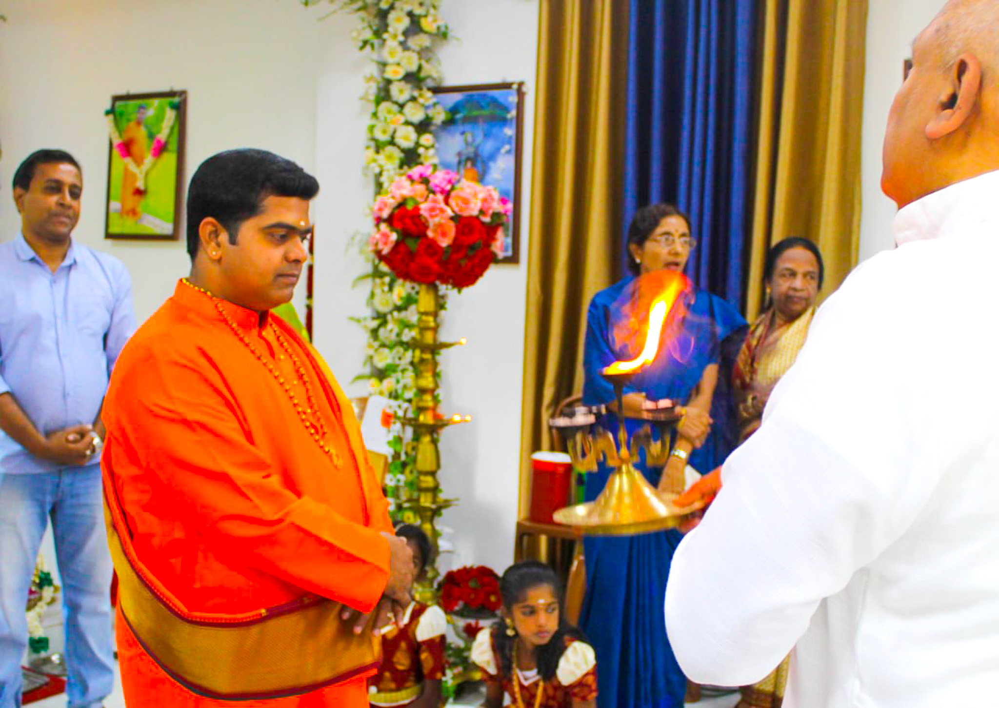 Distributing Bhagawan's presents